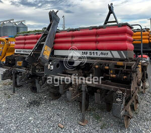 Plantadeira de Verão Massey Ferguson MF 511 - 7588