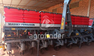 Plantadeira de Verão Massey Ferguson MF 512 - 7826