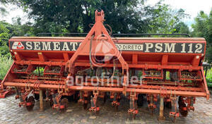 Plantadeira de Verão Semeato PSM 112 - 7651