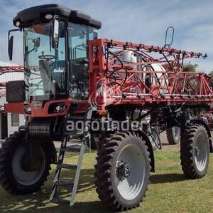 Pulverizador Autopropelido Kuhn Boxer 2000 H Ano 2017