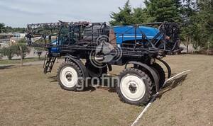 Pulverizador Autopropelido New Holland Sp2500 Ano 2018
