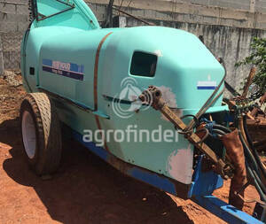 Pulverizador De Arrasto Berthoud Ômega 2000 L Ano 2005