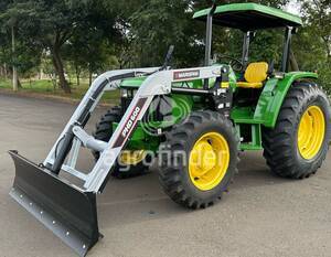 Trator John Deere 5605 - 16631