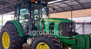 Trator John Deere 6110 J - 10628