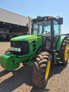 Trator John Deere 6115J MAR-I