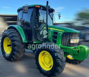 Trator John Deere 6125J Ano 2021