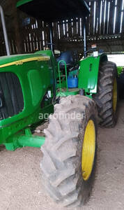 Trator John Deere 6415 - 10538