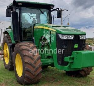 Trator John Deere 8270R Ano 2016