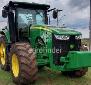Trator John Deere 8270 R - 15217