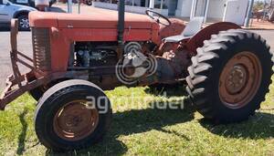 Trator Massey Ferguson 65 X - 13571