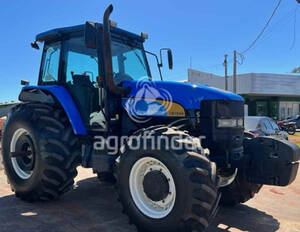 Trator New Holland TM 7040 - 9615