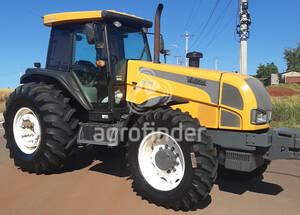 Trator Valtra BH 145 - 6047