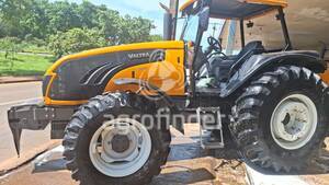 Trator Valtra BM 115 - 15837
