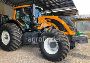 Trator de roda Valtra BH 194 HiTech - 6714