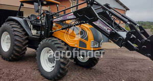 Trator de roda Valtra BM 125i - 3308