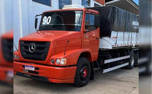 Caminhão Mercedes Benz L1618 Com Caçamba