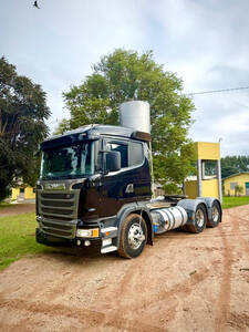Caminhão Scania R440