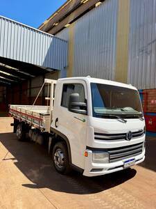 Caminhão Volkswagen Express Delivery