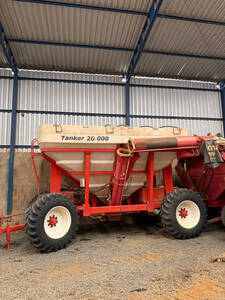 Carreta Bazuka Jan Tanker 20.000