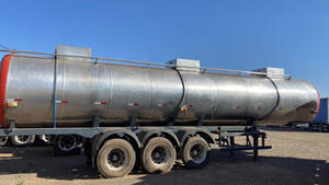 Carreta Inox 27 Mil Litros 03 Eixos Ano 2007
