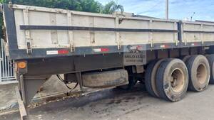 carreta sr randon ano 2001 carga semi-reboque 3 eixos carga seca