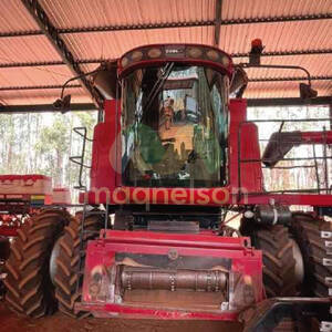 Colheitadeira Case 2799