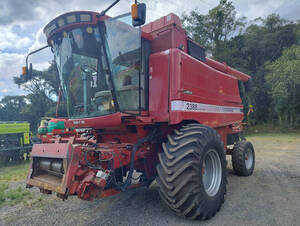 Colheitadeira Case Ih - 2388 Axial, 25 Pés. Fab 2002