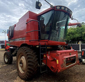 Colheitadeira Case Ih 2688 Com Plat 25 Pes 2014 Usada