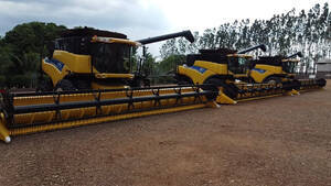 Colheitadeira Cr9060 New Holland 2013
