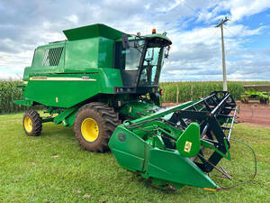 Colheitadeira John Deere 1450