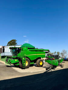 Colheitadeira John Deere S550 Premium