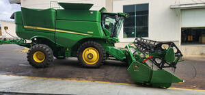 Colheitadeira John Deere S660 30P Ano 2017