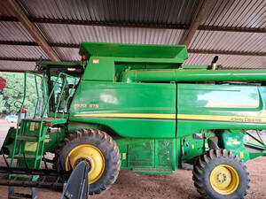 Colheitadeira John Deere Sts 9570