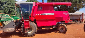 Colheitadeira Massey Ferguson 5650