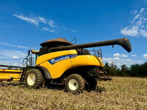 Colheitadeira New Holland Cr 9060