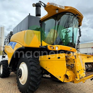 Colheitadeira New Holland Cr9060