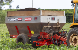 Distribuidor De Sólidos Marispan Fertinox 4200 Multiuso