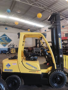 Empilhadeira Hyster 3.5 toneladas 70 Fortis Usada 2007