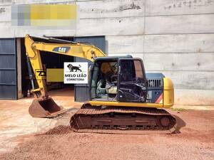 escavadeira caterpillar 312d2l ano 2017 com 8.000 horas 12t
