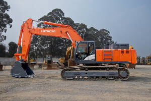 Escavadeira Hitachi Zx470