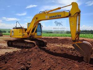 escavadeira komatsu pc160lc 2017 com 8.444 hs 16t comandos trocados recente