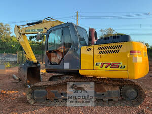 Escavadeira New Holland E175B 2012 Único Dono 7292480