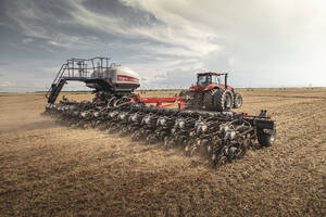 Plantadeira Agrícola Múltipla Case IH Fast Riser 6100 Nova