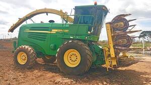 FORRAGEIRA AUTOMOTRIZ  John Deere 7350