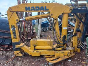 Guindaste Munck marca Madal MD 5000 caminhão 3/4 