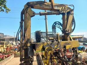 GUINDASTE TIPO "MUNCK" MARCA MASAL MODELO MS 6503 2 HIDR 1 MANUAL