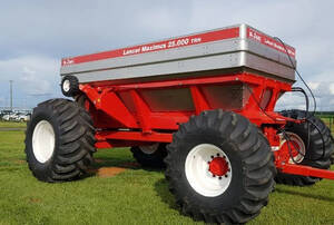 Distribuidor Fertilizantes Lancer 25Ooo Th