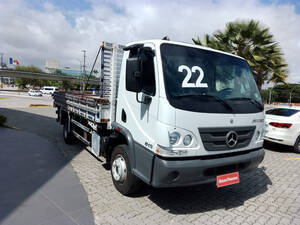 Mercedes Benz Accelo 815 4X2