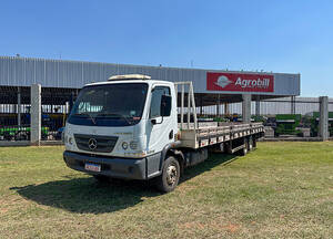 Mercedes Benz Acello 1316 6X2 2022 Único Dono