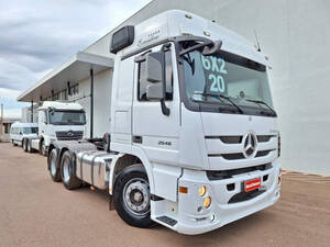 Mercedes-Benz Actros 2546 6X2 Rodou Apenas 20.000Km.